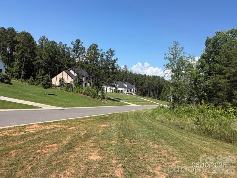 315 Grassy Ridge Ct, Clover, SC 29710
