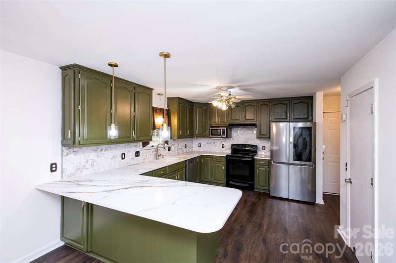 8327 Loma Linda Ln, Waxhaw, NC 28173