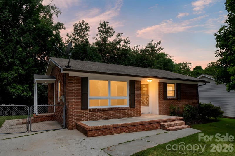 104 Lee St, Belmont, NC 28012