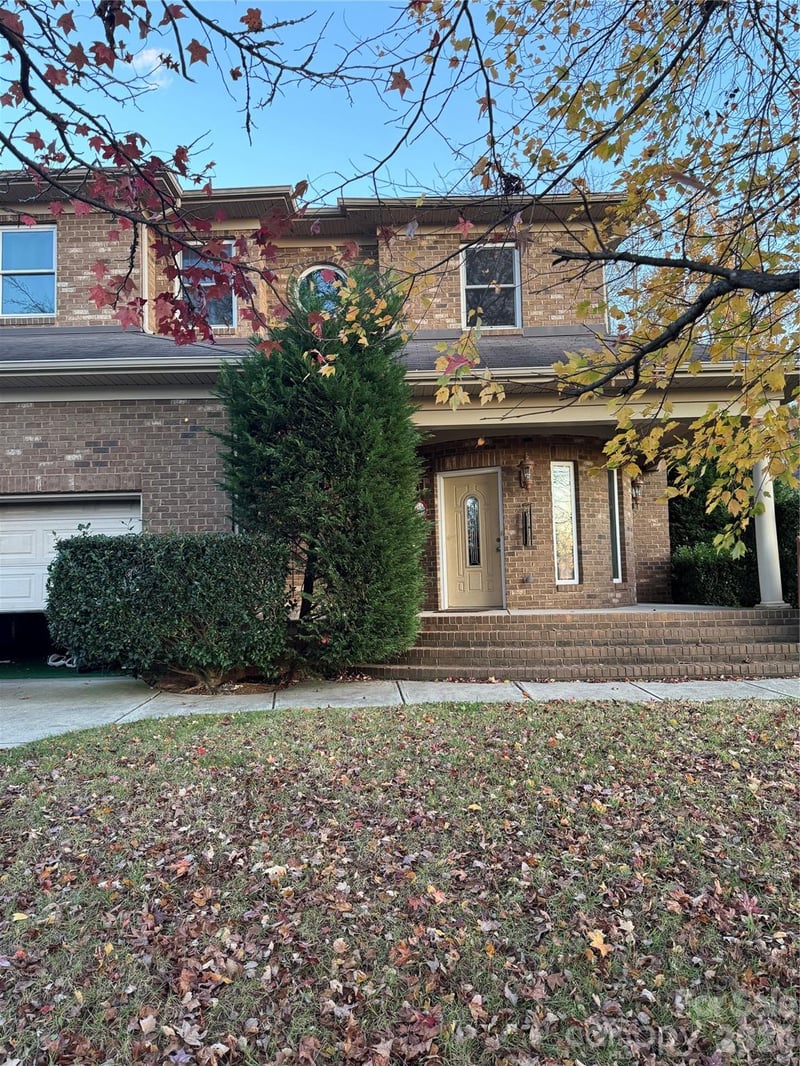10130 Fairlea Dr, Charlotte, NC 28269