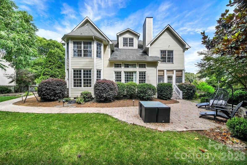 3401 Savannah Hills Dr, Matthews, NC 28105