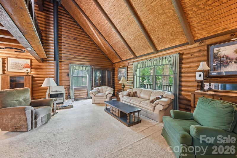 6808 Linda Lake Dr, Charlotte, NC 28215
