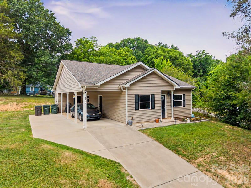 309 James St, Gastonia, NC 28052