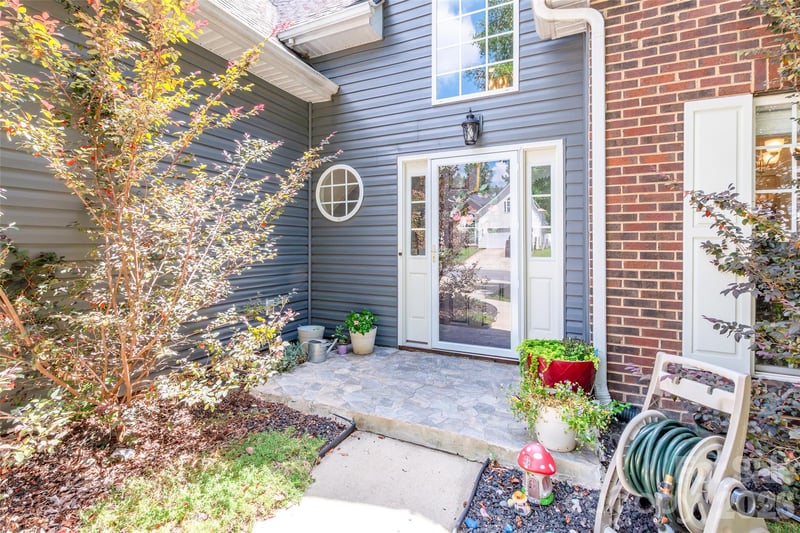 1562 Matthews Dr, Rock Hill, SC 29732