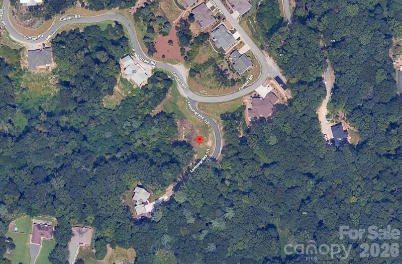 52 Lemongrass Trl, Hendersonville, NC 28791