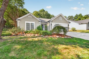 10316 Bon Meade Ln, Cornelius, NC 28031