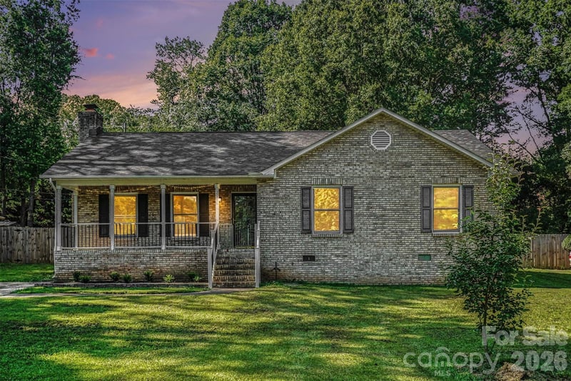 2716 Starnes Rd, Charlotte, NC 28214