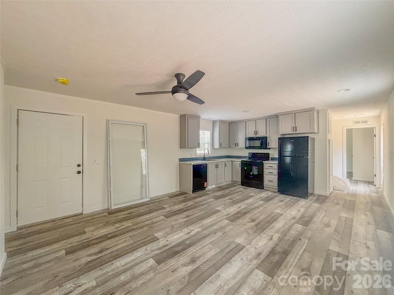 2401 Liberty Church Rd, Hickory, NC 28601