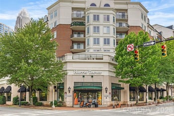 405 W 7th St #503, Charlotte, NC 28202