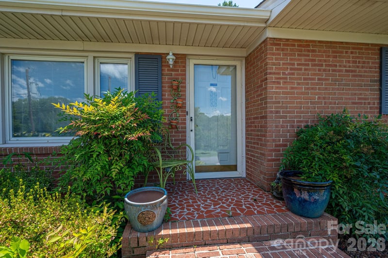 13 Spruce Pine Dr, Belmont, NC 28012