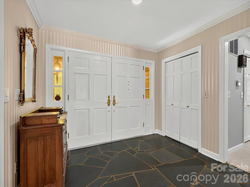 2542 Little Cove Rd, Charlotte, NC 28270