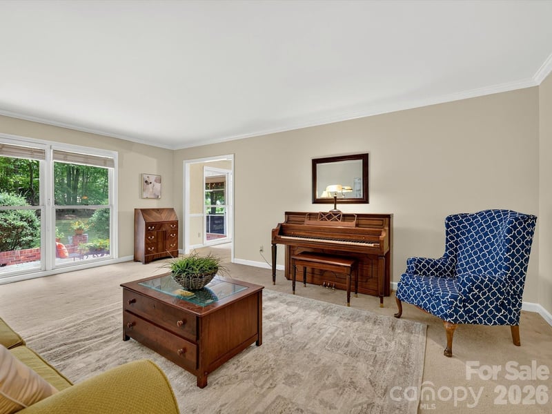 2542 Little Cove Rd, Charlotte, NC 28270