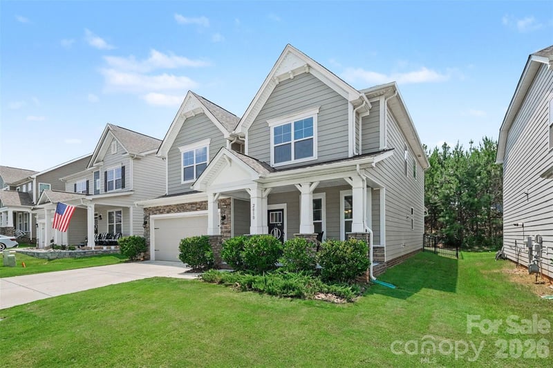 2010 Burton Point Ct, Waxhaw, NC 28173