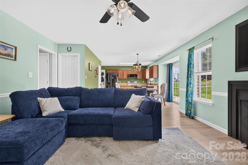 142 Elrosa Rd, Mooresville, NC 28115