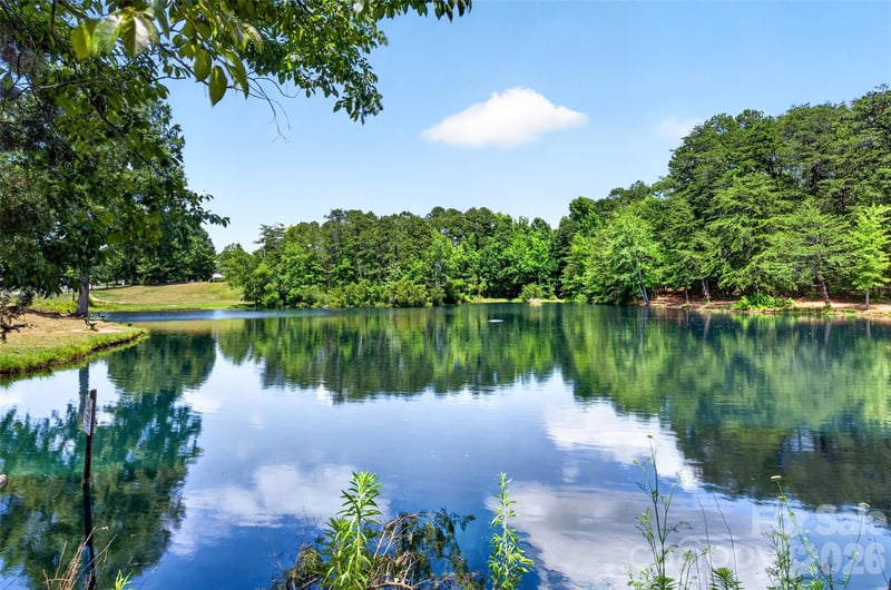 142 Elrosa Rd, Mooresville, NC 28115