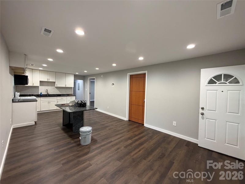 55 Hildebran Ave, Newton, NC 28658