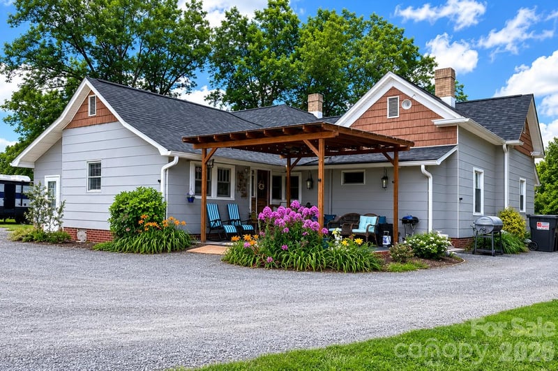 370 Buck Dr, Salisbury, NC 28146