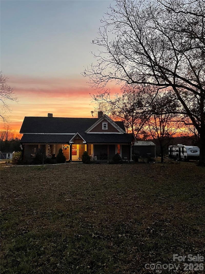 370 Buck Dr, Salisbury, NC 28146