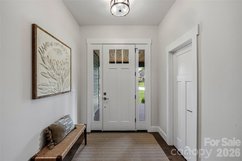 25 Williams Meadow Ct, Hendersonville, NC 28739