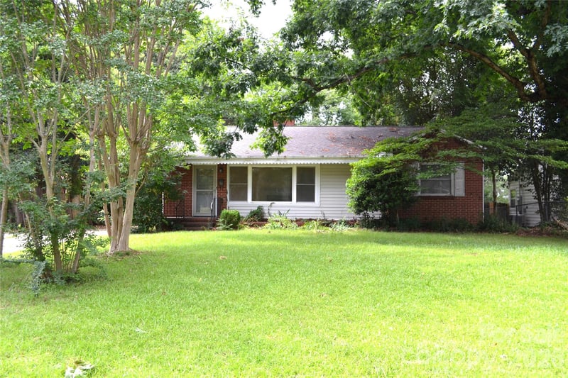 827 Mohigan St, Charlotte, NC 28205