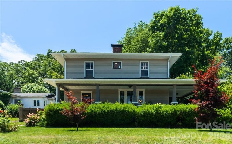 203 Pennsylvania Ave, Canton, NC 28716