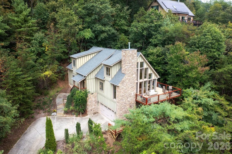 130 Black Oak Dr, Asheville, NC 28804