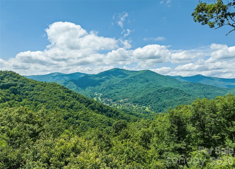 207 Walela Trl, Maggie Valley, NC 28751