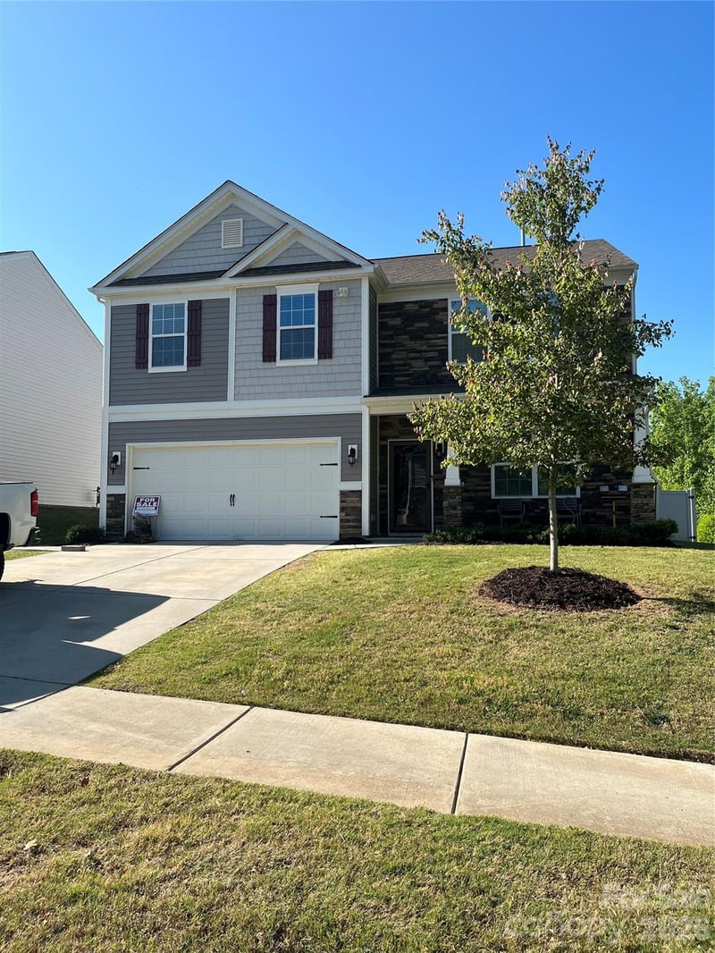 9839 Oak Barrel Ln, Charlotte, NC 28037