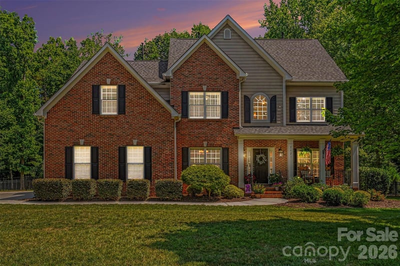 5621 Turkey Oak Dr, Charlotte, NC 28227