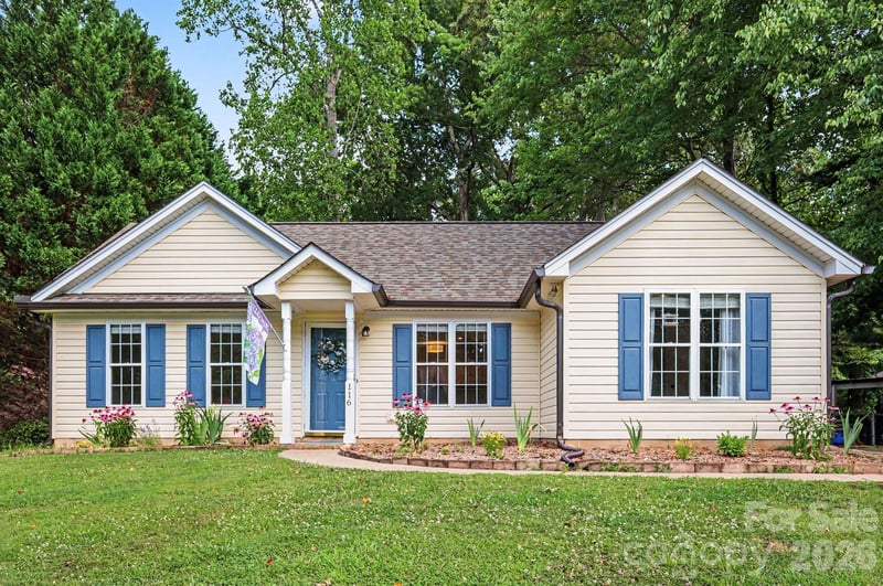 116 Julia St, Mount Holly, NC 28120