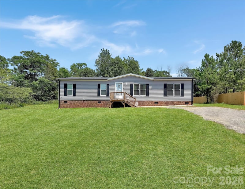 206 Fairchase Cir, Stony Point, NC 28678