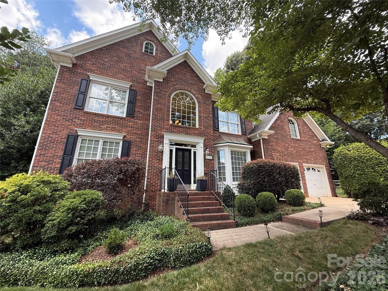 9125 Grove Tree Ln, Huntersville, NC 28078