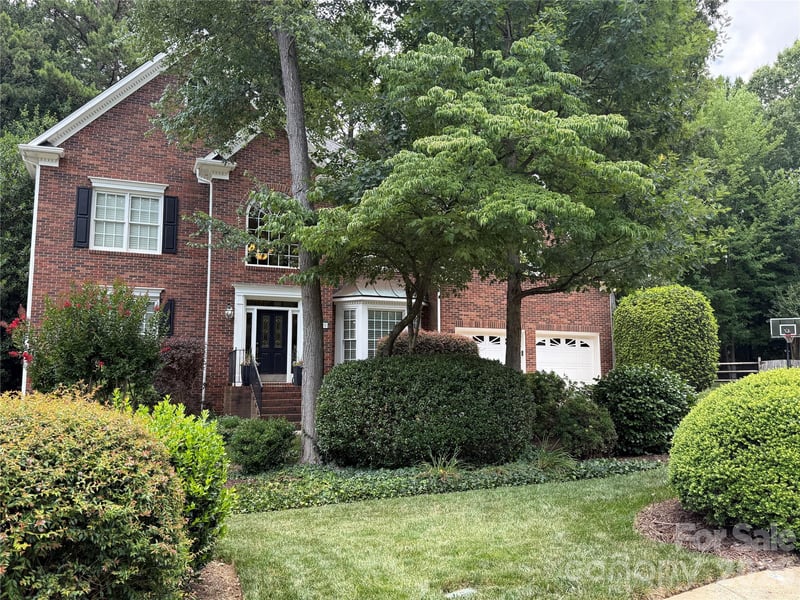 9125 Grove Tree Ln, Huntersville, NC 28078