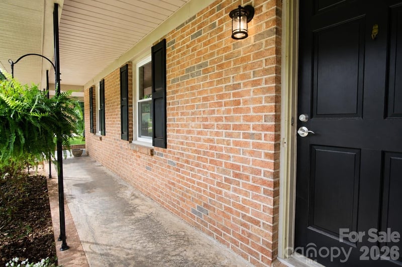 2914 Dresden Dr, Gastonia, NC 28056