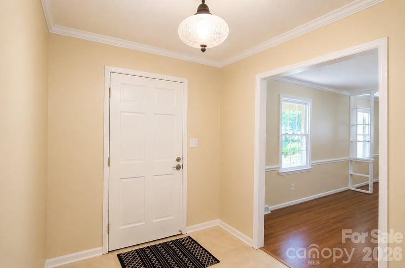 2914 Dresden Dr, Gastonia, NC 28056