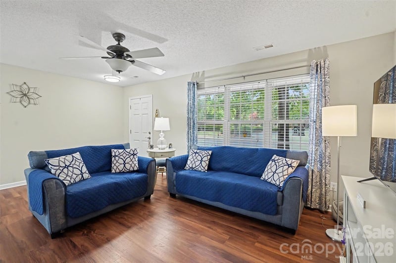 605 Gelderland Dr, Matthews, NC 28104
