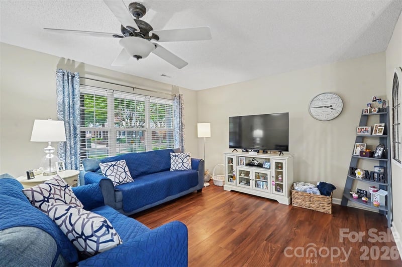 605 Gelderland Dr, Matthews, NC 28104