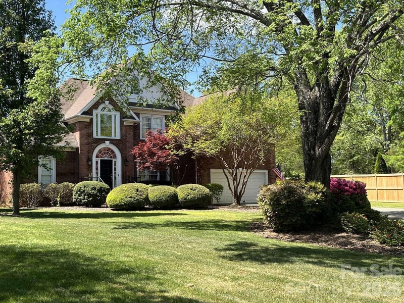 10300 Lady Grace Ln, Charlotte, NC 28270