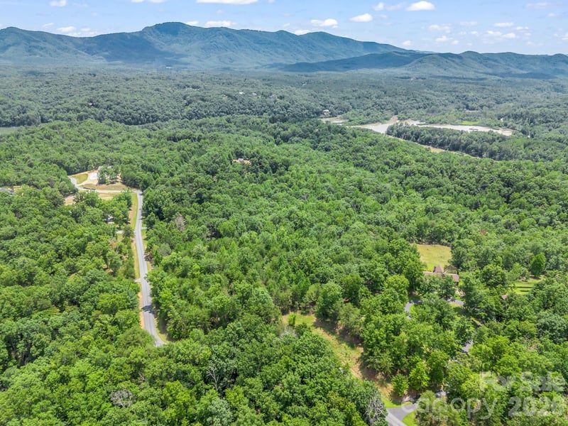 North Park Ln #33, Mill Spring, NC 28756