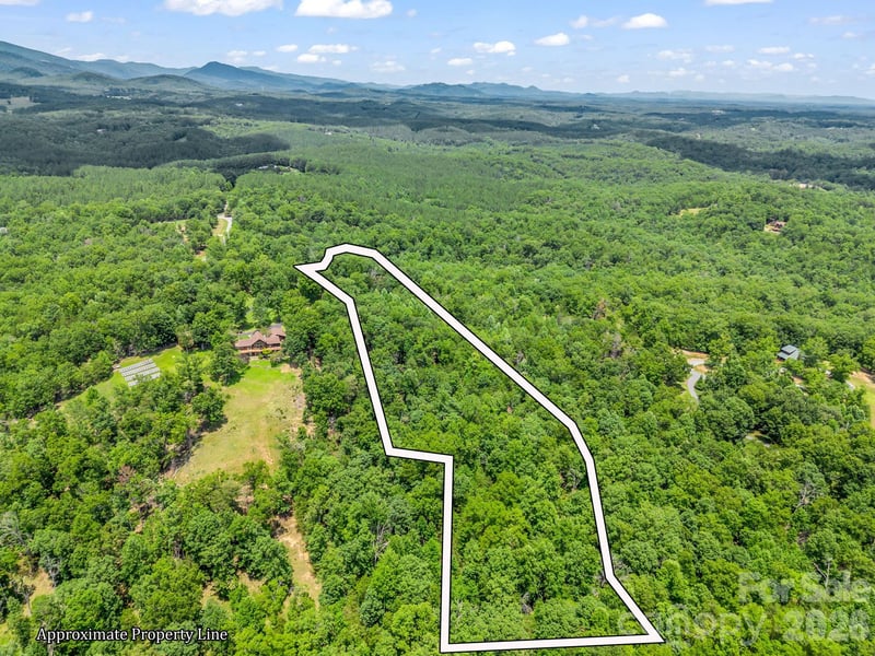 North Park Ln #33, Mill Spring, NC 28756