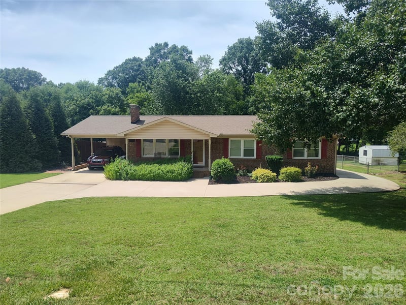 822 Rubens Rd, Concord, NC 28027
