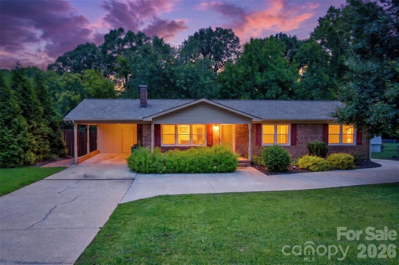 822 Rubens Rd, Concord, NC 28027