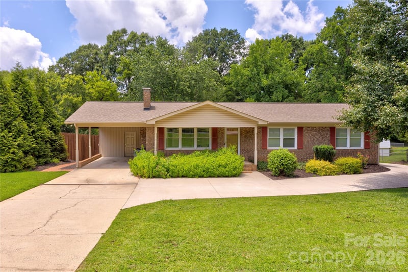 822 Rubens Rd, Concord, NC 28027