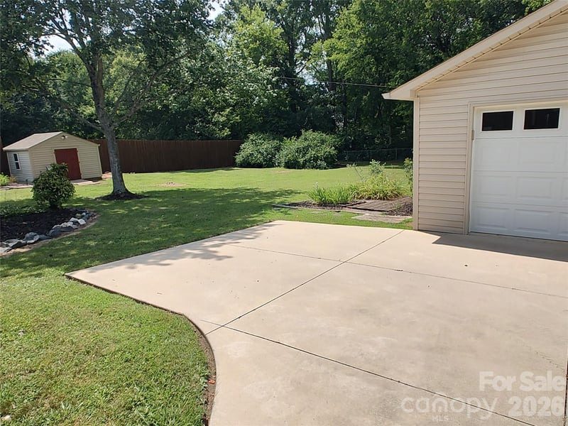 822 Rubens Rd, Concord, NC 28027