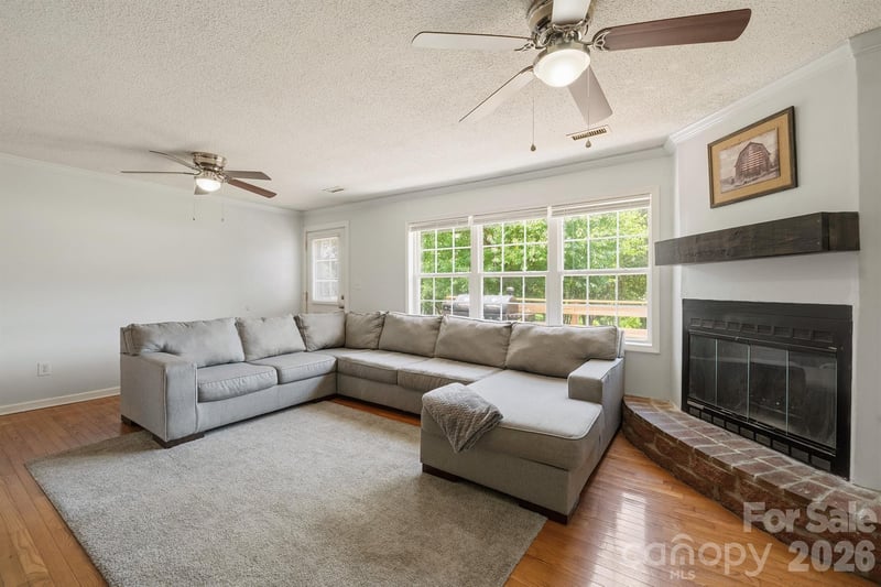 1782 Cat Square Rd, Vale, NC 28168