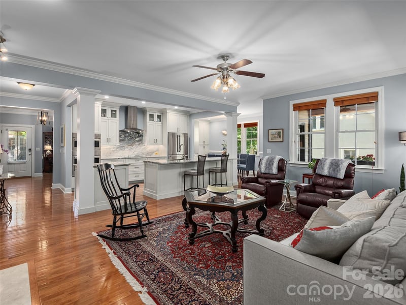 21 Dayflower Dr, Asheville, NC 28803