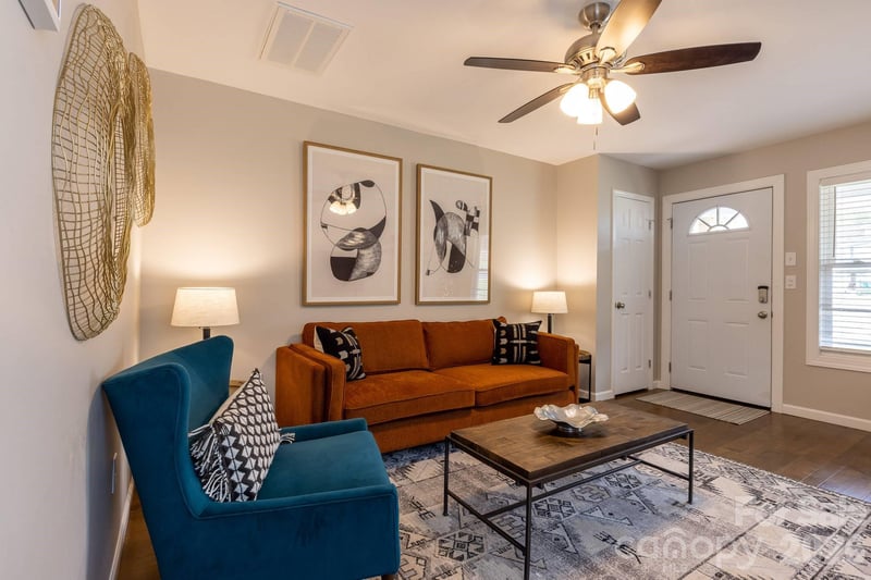 305 Jenna Clare Ln, Asheville, NC 28803