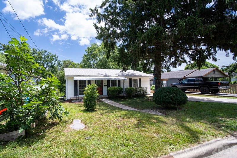 201 Fayetteville St, Asheville, NC 28806