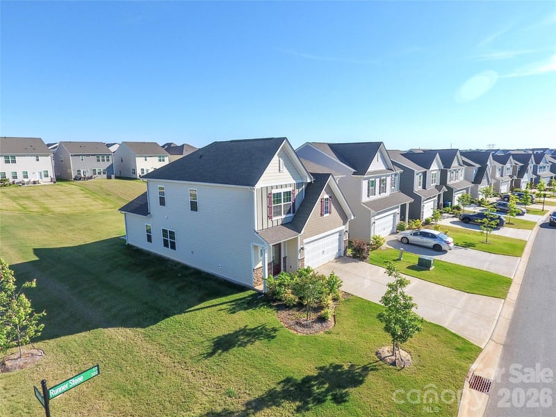 341 Runner Stone Ln, Fort Mill, SC 29715