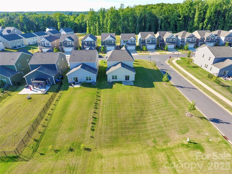 341 Runner Stone Ln, Fort Mill, SC 29715
